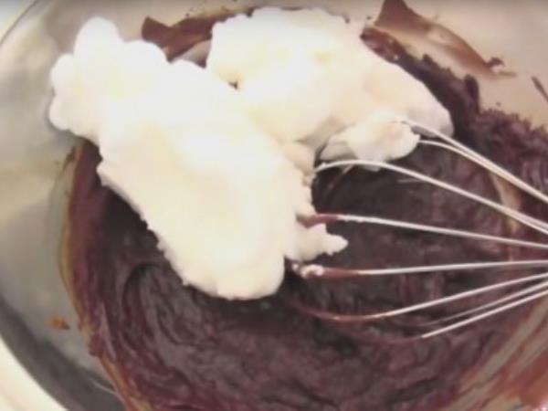 Najhitrejša in najlažja čokoladna torta